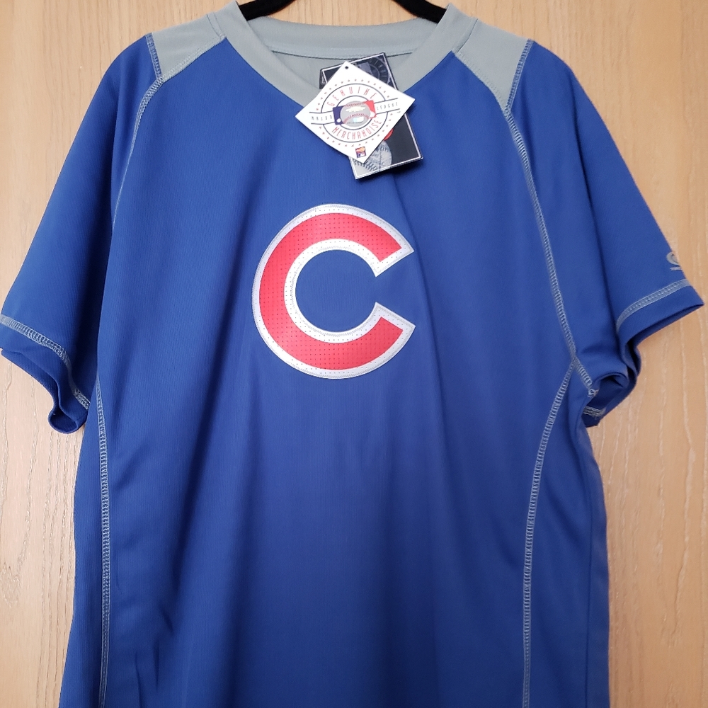 Boy's Cubs shirt. Size XL